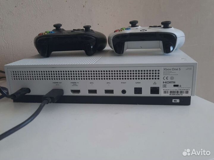 Xbox One s 1tb с