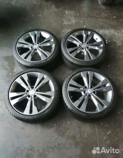 Летние колёса Mercedes 225/40/18 Goodyear