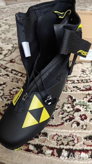 Лыжные ботинки Fischer RCS. Новые