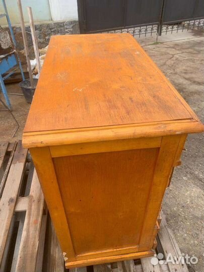 Старинный комод