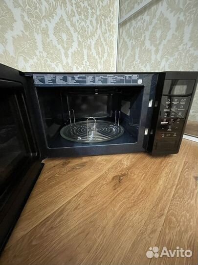 Микроволновка б/у samsung с грилем