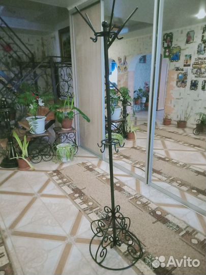 Вешалка напольная