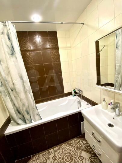 2-к. квартира, 83 м², 5/19 эт.