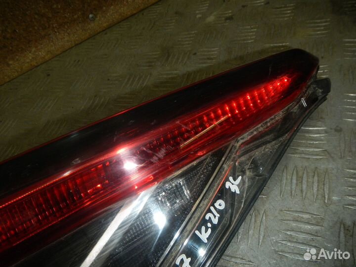 Фонарь задний внутренний левый, Toyota Corolla