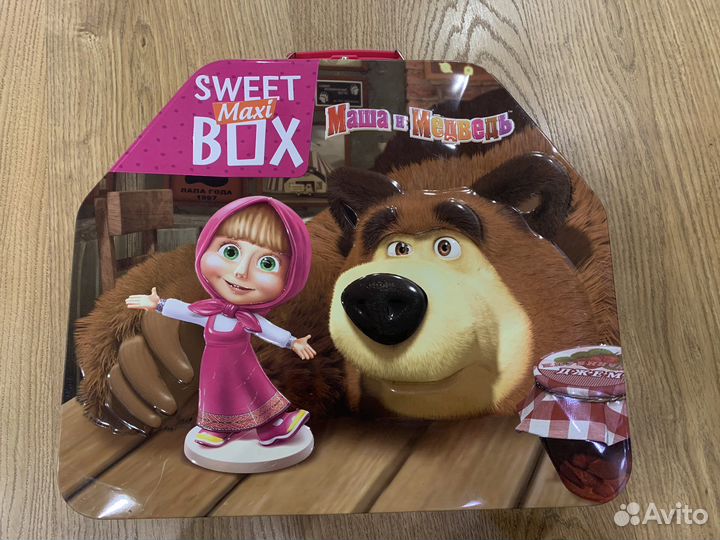 Чемодан Маша и Медведь,фигурки