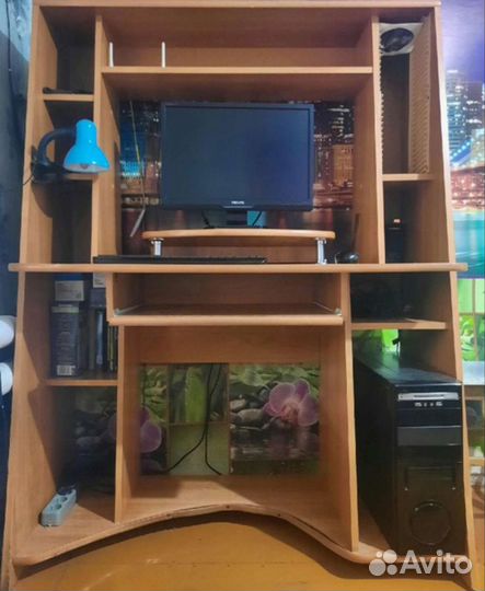 Компьютер: системный блок, монитор, перефирия