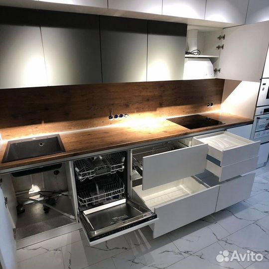 Кухонный гарнирур с гарантией