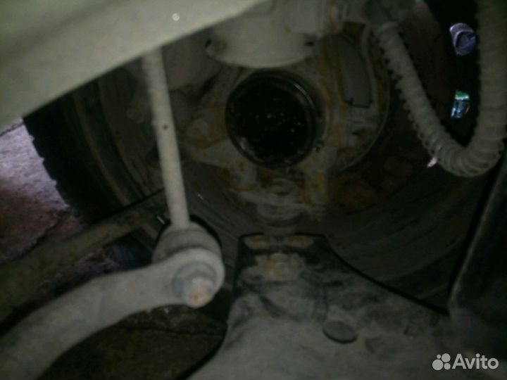 На киа церато 2 Супорт тормозной передний правый