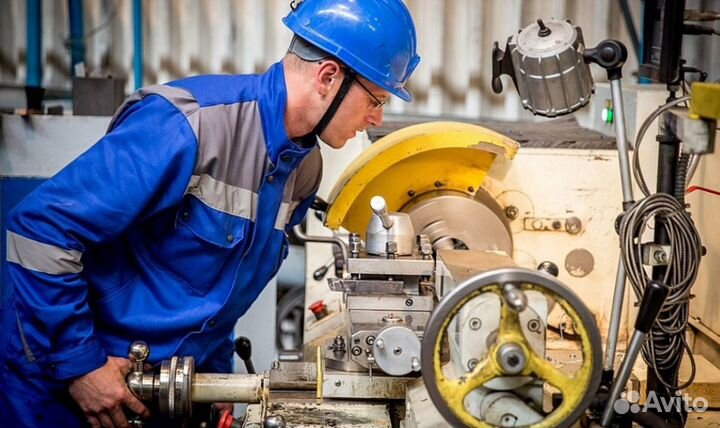 Токарь-универсал 4-5 разр. на завод Вахта