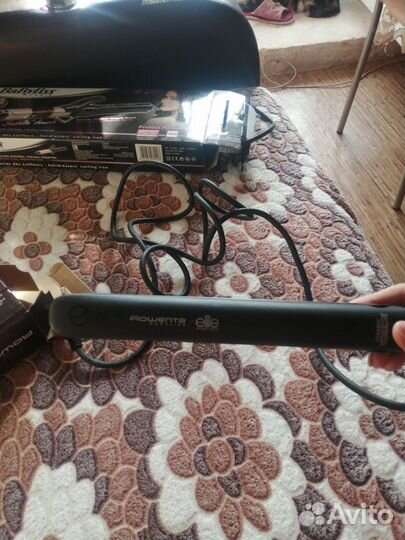 Выпрямитель для волос. Новый