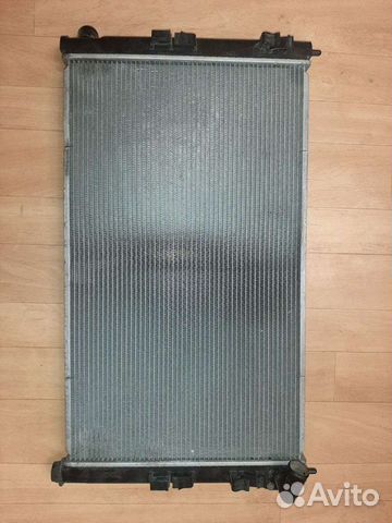 Радиатор охлаждения Peugeort 4007 2.2 дизель