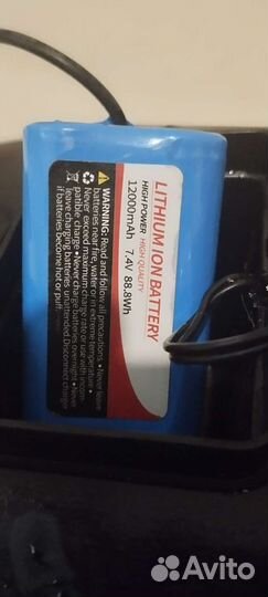 Прикормочный кораблик с gps