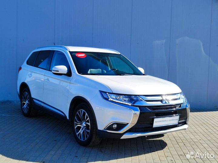 Mitsubishi Outlander 2.4 CVT, 2015, 67 317 км