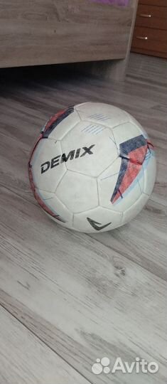 Футбольный мяч демикс размер 5