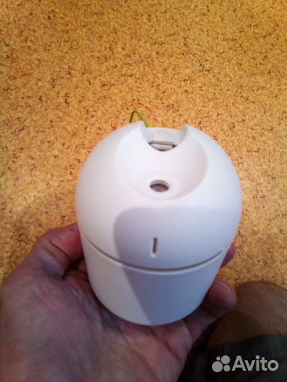 Компактный увлажнитель