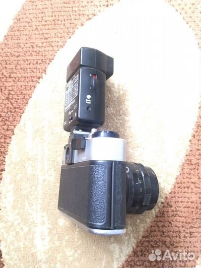 Плёночный фотоаппарат Зенит ET