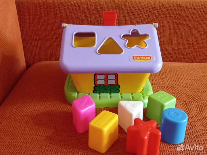 Развивающие игрушки для малышей пакетом