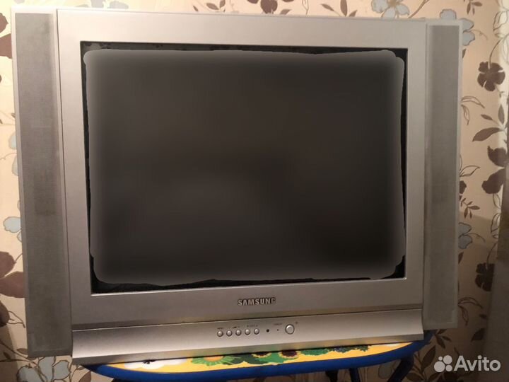 Телевизор samsung