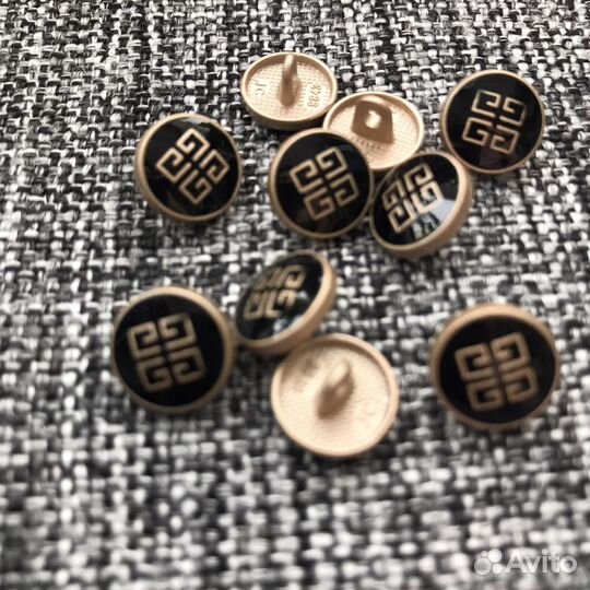 Пуговицы стиль givenchy Живанши