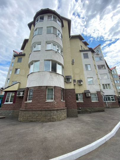 4-к. квартира, 130,2 м², 3/6 эт.