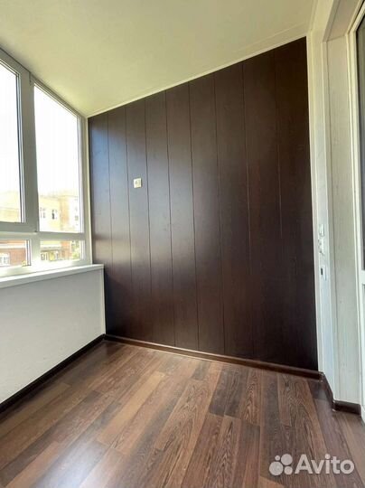 Остекление и отделка балконов, Окна из пвх и AL