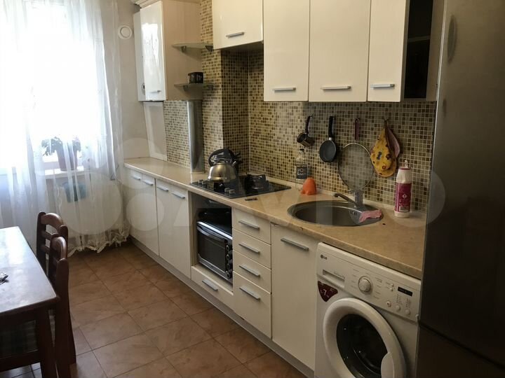 2-к. квартира, 51 м², 2/8 эт.