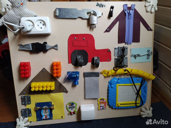 Детский бизиборд