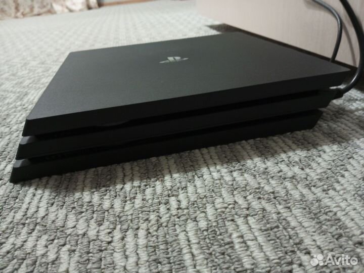 Sony playstation 4 PS4 pro