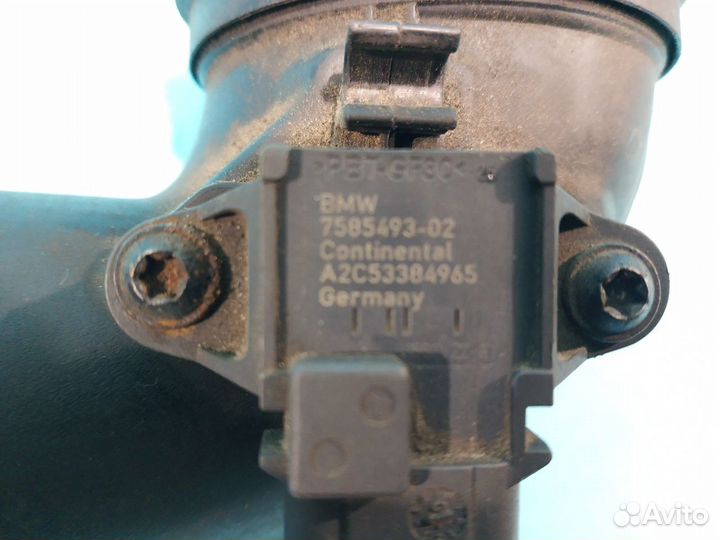 Воздушный патрубок BMW X6 с датчиком