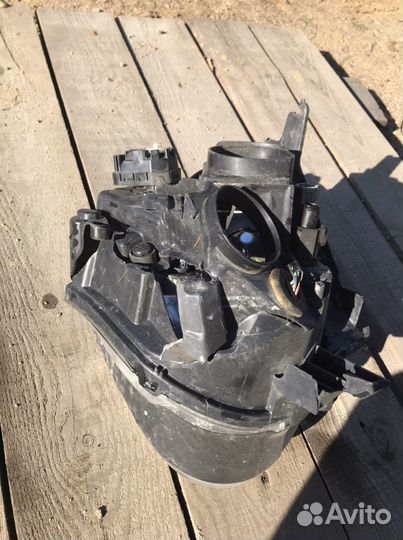 Фара Рестайл Nissan Juke 2017 год