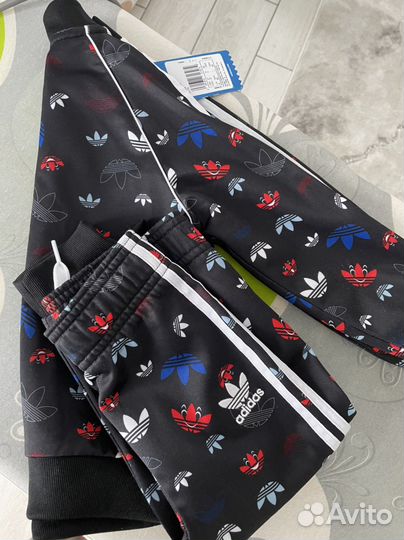 Спортивный костюм adidas детский 92