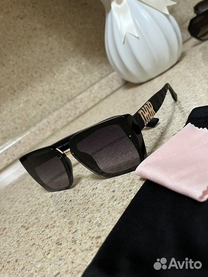 Солнцезащитные очки женские