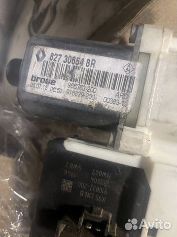 Стеклоподъемник задний правый Renault Fluence