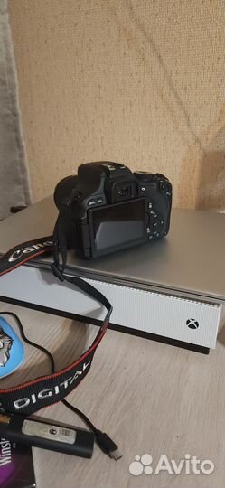 Фотоаппарат canon 600d