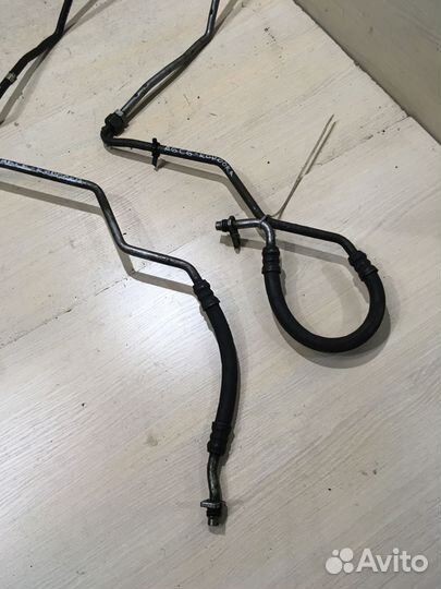 Трубка охлаждения АКПП Ауди А6 C6 3.2