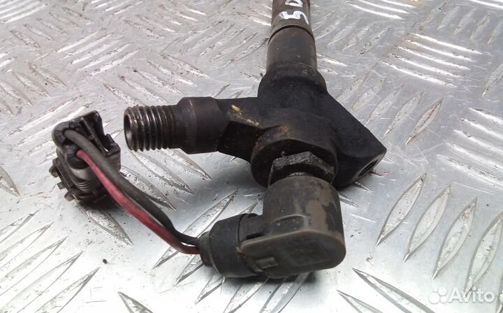 Форсунка диз. toyota RAV 4 ZSA3 2,2