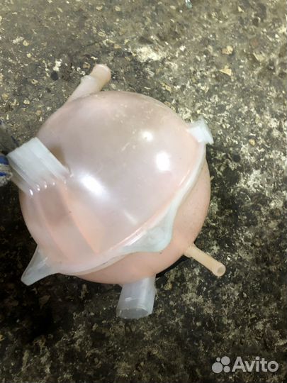 Расширительный бачок Volkswagen Polo 6