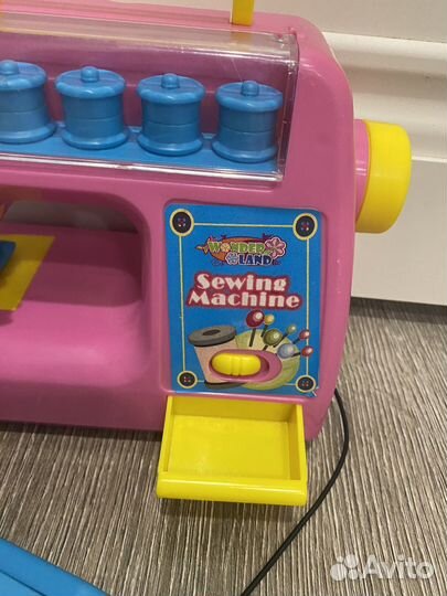 Детская швейная машинка