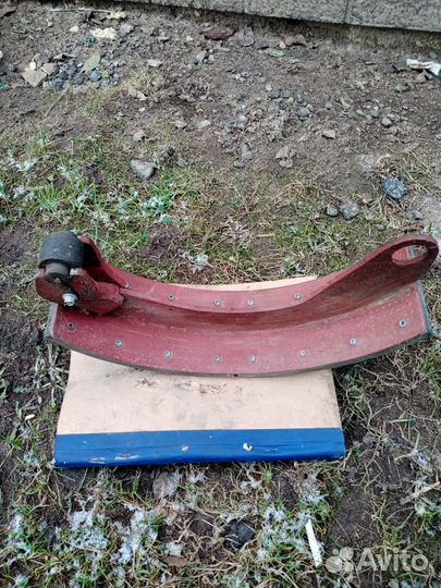 Тормозные колодки на паз