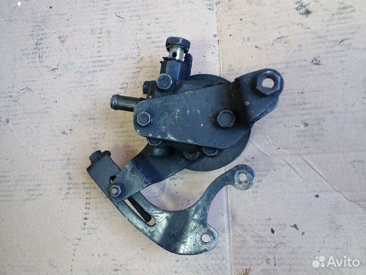 Насос гидроусилителя Nissan Primera P10 1990