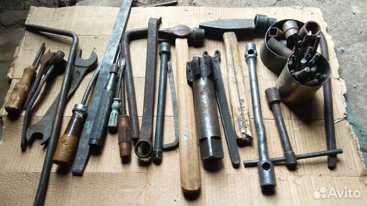 Инструмент из ссср-ключи,сверла,напильники