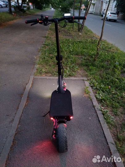 Электросамокат kugoo g booster