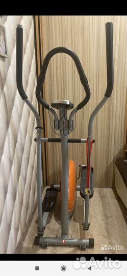 Эллиптический тренажер