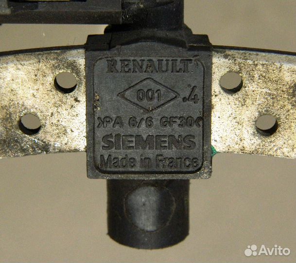 Датчик коленвала Renault Logan 1