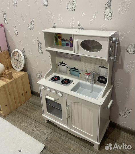 Детская деревянная кухня