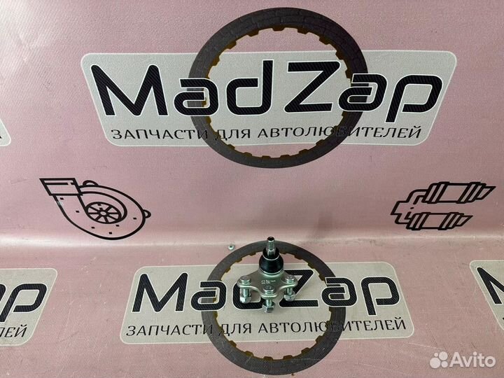 Шаровая опора правая Skoda Rapid 2012-2019 SAT