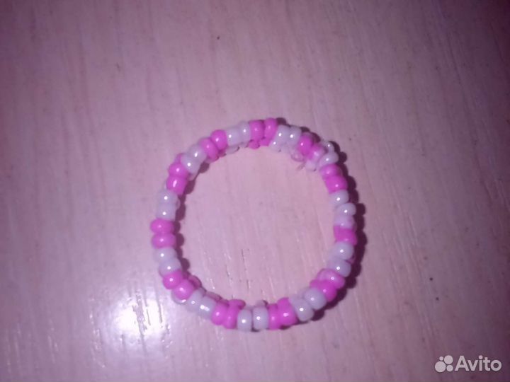 Конечно из бисера