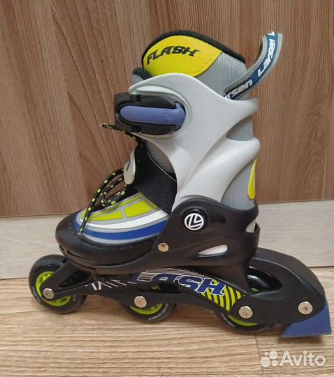 Роликовые коньки детские Larsen Flash, размер26-29