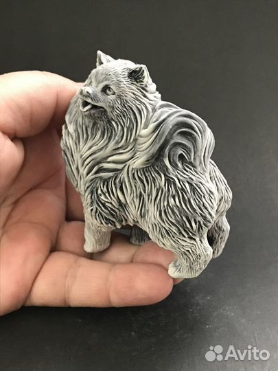 Шпиц фигурка из мраморной крошки