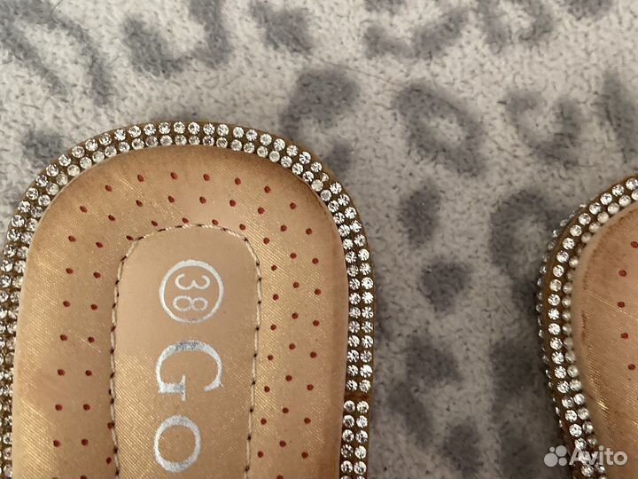 Сандалии для девочки 38